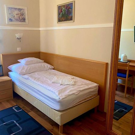 Peto Apartman Győr Extérieur photo