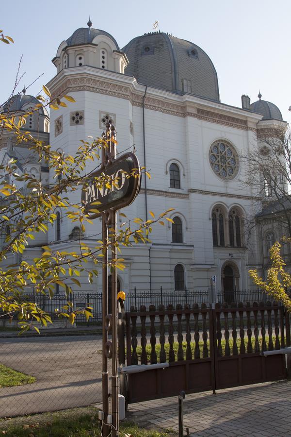 Peto Apartman Győr Extérieur photo