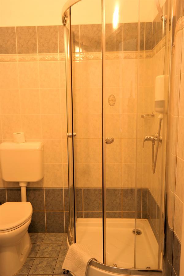 Peto Apartman Győr Extérieur photo